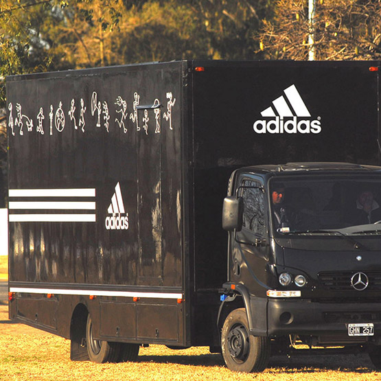 adidas.camion.04